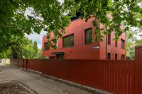 Self-check-in spacious 1 bedroom apartment with free parking - B&B Tallinn