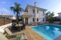 BLUE WATER BAY - B&B Paralímni