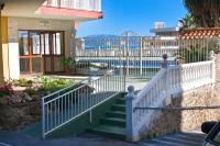 Stunning studio.Seaview with balcony and pool. - B&B Torremolinos