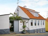 B&B Allinge - 4 person holiday home in Allinge - Bed and Breakfast Allinge