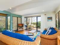 Straddie Beach House 3 - B&B