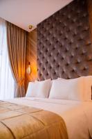 Dali Apartments Pupin Palace - B&B