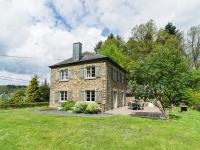 B&B Frahan - Spacious Cottage with Private Garden in Ardennes - Bed and Breakfast Frahan