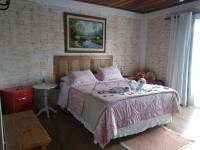 Deluxe Room with Hot Tub