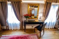 Chambre Double Deluxe avec Lit d'Appoint - Vue sur Canal de San Salvador.