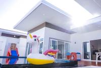 U pool villa Huahin - Bed and Breakfast