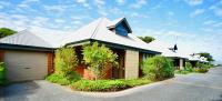 Cowrie Chalet - Bed and Breakfast