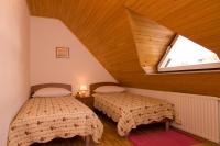 Tweepersoonskamer met 2 Aparte Bedden
