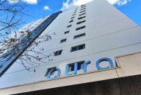 Cityscape Charm Apt w Parking, Views, Pool & Gym - B&B Auckland