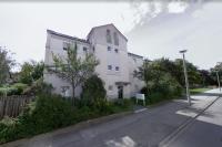 Apartamento con balcón