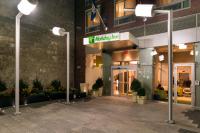 B&B New York City - Holiday Inn New York City - Times Square, an IHG Hotel - Bed and Breakfast New York City
