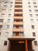 Cozy Home Apartment Lielvardes, free parking, self check-in - B&B Riga