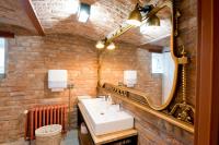 Salon Win Wine Bar & Apartments - Chambres d’hôtes