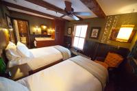 Doppel- oder Zweibettzimmer