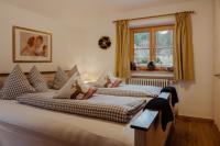 One-Bedroom Apartment with Garden View