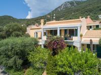 Barbati Bay Elegant Beach Apartments by Hotelius - Chambres d’hôtes