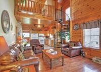 Luxury Resort Cabin, 5 min to Dollywood, Smoky Mountain Charm! - B&B Pigeon Forge