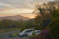 Camera Matrimoniale con Vista Montagna