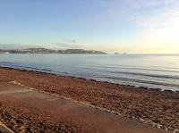 Paignton seafront Apartment with Private Garden ,FREE Private Car Space FREE WIFI ,No kitchen but Fridge Tea coffee Towels YES Double & Single bed YES Reception to help you YES Opposite the Beach Yes - B&B Paignton