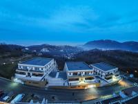 Seasons-Top of the city - B&B