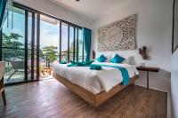 Double Room with Balcony and Sea View