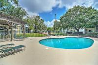 B&B Ocean Springs - Ocean Springs Condo in Waterfront Resort! - Bed and Breakfast Ocean Springs