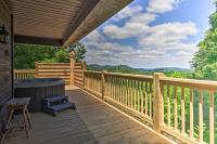Sevierville Overlook Cabin 9 Miles to Gatlinburg! - B&B