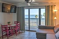 Surfside Sandcastle Suite with Balcony and 2 Pools! - B&B