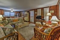 Seaside Park Apt: Outdoor Shower, Walk to Beach! - Ferienwohnung Seaside Park