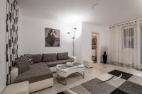 Studio Residence Militari M2 - Bed and Breakfast Boekarest