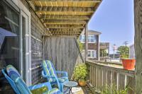 Pool and Beach Access Coastal Condo in Provincetown - B&B