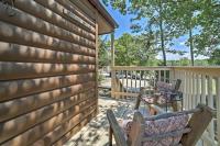 Near Shopping & Museums: Quiet Branson Cabin - Chambres d'hôtes Branson