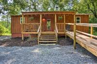 B&B New Concord - Kentucky Cabin with 2 Fishing Ponds and Trail Access - Bed and Breakfast New Concord