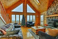 Spacious Gilford Retreat with Deck 2 Mi to Skiing! - B&B Gilford