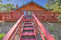 Big Bear Lake Cabin with Deck about 7 Mi to Ski Slopes! - B&B Fawnskin