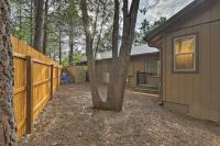 B&B Indian Pine - Dog-Friendly Home with Deck on Pinetop Lakes Course! - Bed and Breakfast Indian Pine