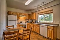 Family Retreat about 8 Mi to Downtown and Bishops Beach! - Chambres d’hôtes Homer