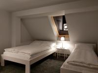Basic Triple Room