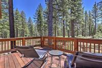 Close to Slopes: Forest-View Gem in Lake Tahoe - B&B South Lake Tahoe