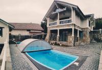 Cottage Diamant Y&M - Chambres d’hôtes Polianytsia