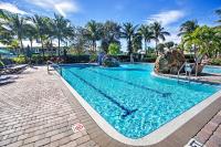 B&B Naples - Naples Condo with Golf View and Resort-Style Amenities - Bed and Breakfast Naples