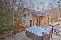 B&B Bryson City - Bryson City Cottage with Hot Tub and Waterfall Views! - Bed and Breakfast Bryson City