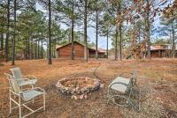 2 Mi to Beavers Bend! Broken Bow Cabin Hideaway - B&B Broken Bow