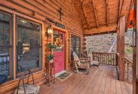 Cherry Log Cabin 10 Min to EllijayandBlue Ridge! - B&B
