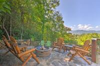 B&B Bryson City - Beautiful Bryson City Home with Hot Tub and Mtn Views! - Bed and Breakfast Bryson City