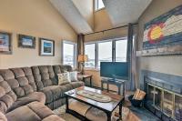 Walk to Ski Lift Mtn-View Granby Ranch Condo - B&B