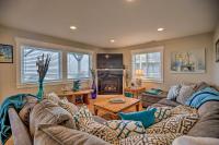 Ocean-View Lincoln City Retreat with 3 Viewing Decks - B&B Lincoln City