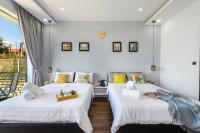 Camera Quadrupla con Vista Giardino 