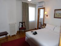 Kamer met Queensize Bed