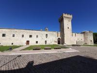 Appartamento con Balcone